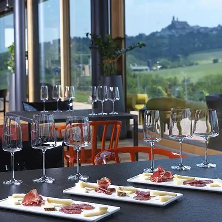 Hic et Nunc - In vino veritas experience